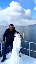 Bursa'da Balıkçılar Teknede Kar Adam Yaptı!