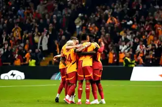 Galatasaray, Dinamo Kiev'i 2-1 Yendi!