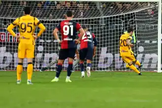 Inter, Cagliari'yi 3-0 Yendi, Çalhanoğlu Gol Attı!