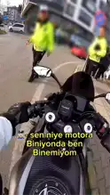 Samsun'da Trafik Polisi ve Genç Sürücü Arasındaki Eğlenceli Sohbet