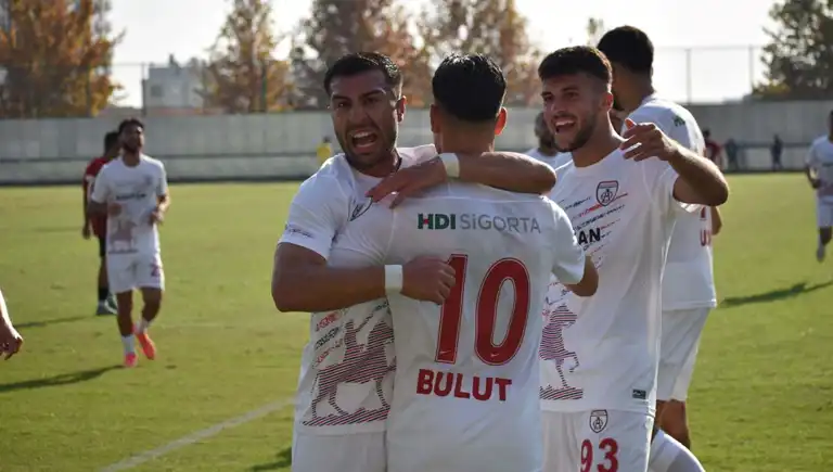 Lig Lideri, Dörtlü Galibiyet İçin Kritik Maçta!