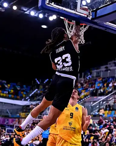 Beşiktaş, Gran Canaria'ya Yenildi