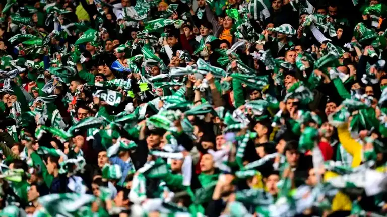 Bursaspor'da Şampiyon Hoca Sürprizi!
