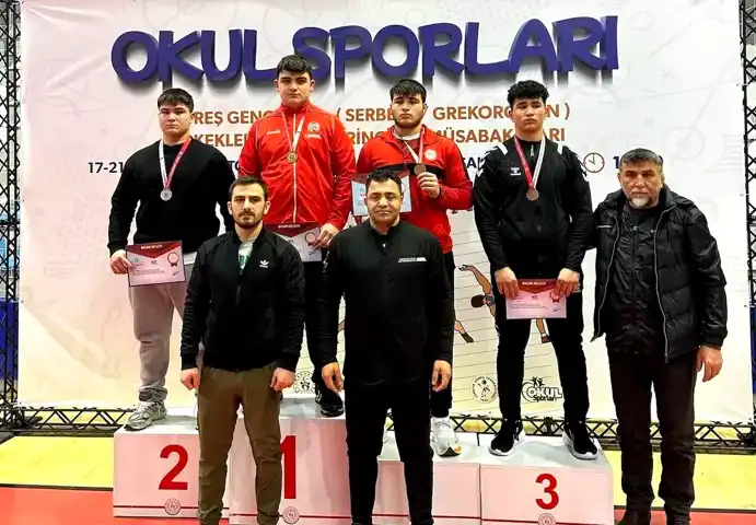 Erzincanlı Miraç Akın, Türkiye Üçüncüsü!