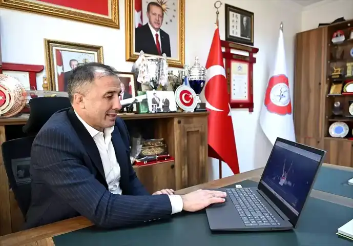 Huysuz, Yılın Kareleri'ni Seçti